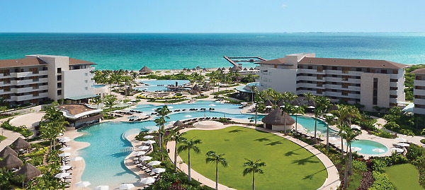 Cancun Wedding Resorts for Every Group Type