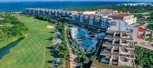 Wedding Resort Spotlight: Estudio Playa Mujeres