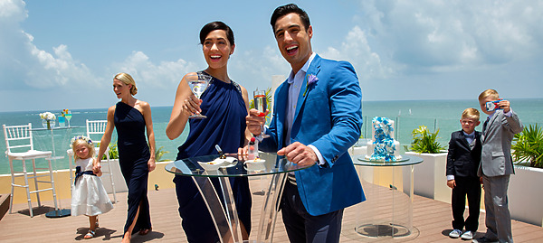 Cocktail Hour at Destination Weddings