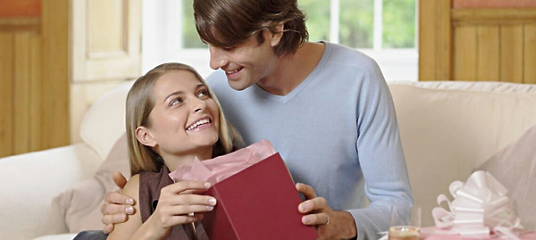 How to Create the Perfect Wedding Registry