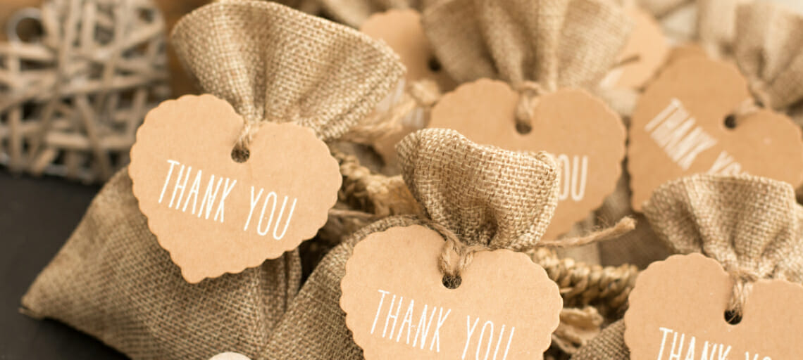 12 delightful fall wedding favor ideas destination weddings bagged gifts