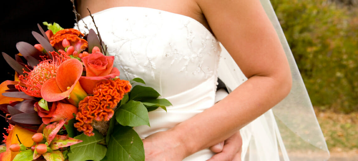 fall destination wedding floral designs berry rose garden bouquet