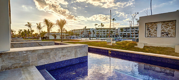 Destify Top Resort Review: Royalton Bavaro