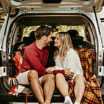 8 romantic and affordable valentine's day ideas destination weddings car picnic inspiration