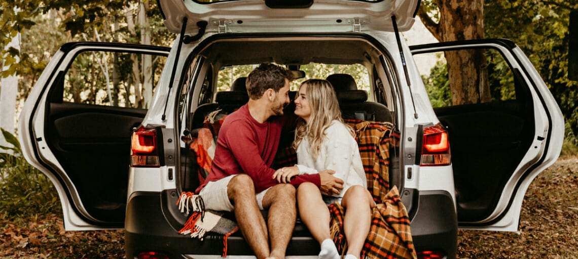 8 romantic and affordable valentine's day ideas destination weddings car picnic inspiration