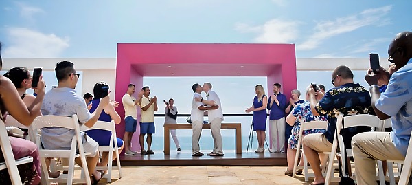 5 Gorgeous Puerto Vallarta Destination Wedding Resorts