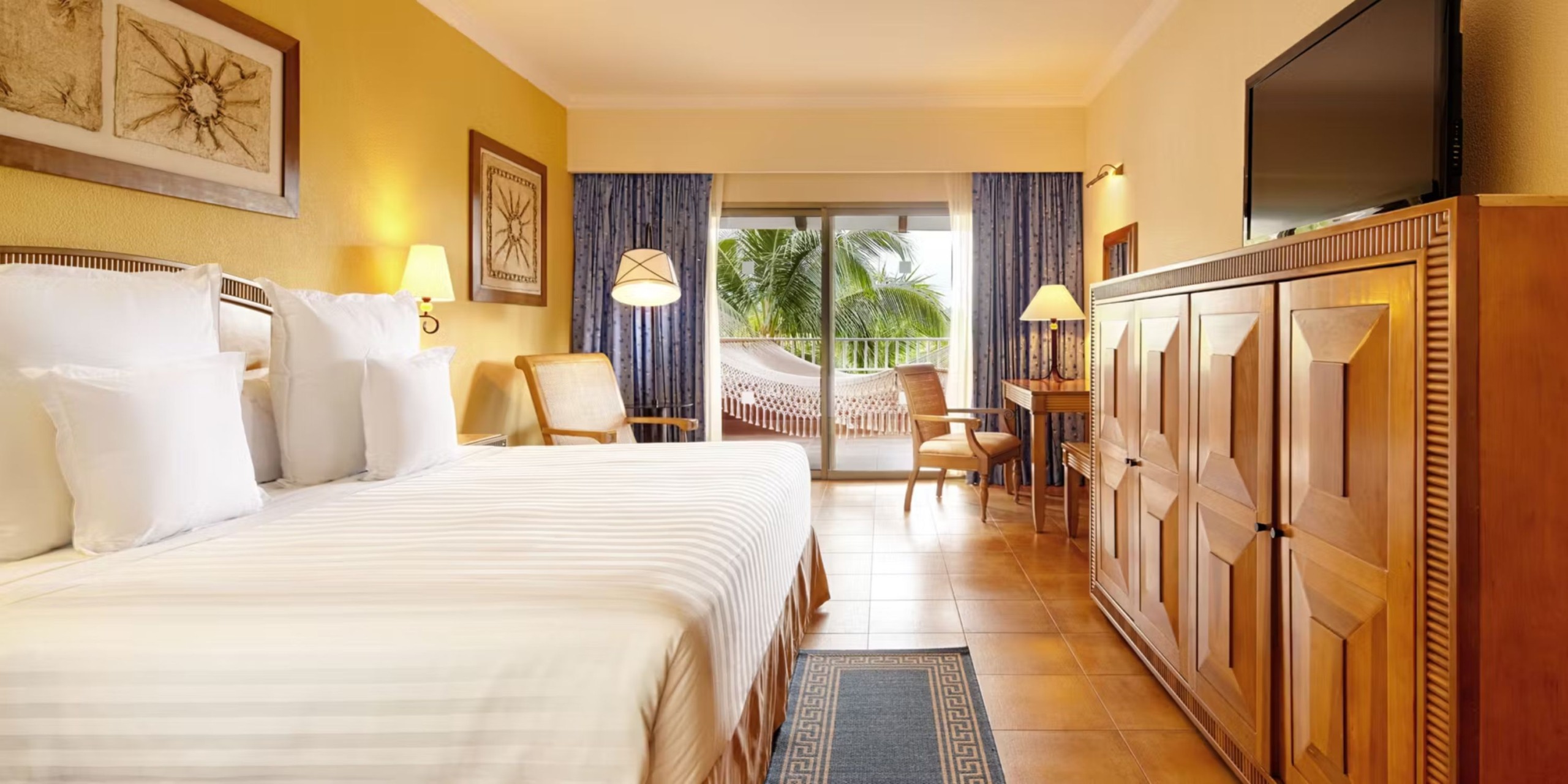 Barcelo Maya Colonial