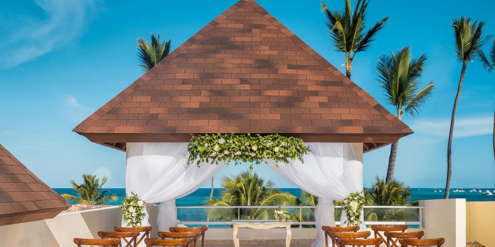 Destination wedding at the royal gazebo at the Dreams Royal Beach Punta Cana