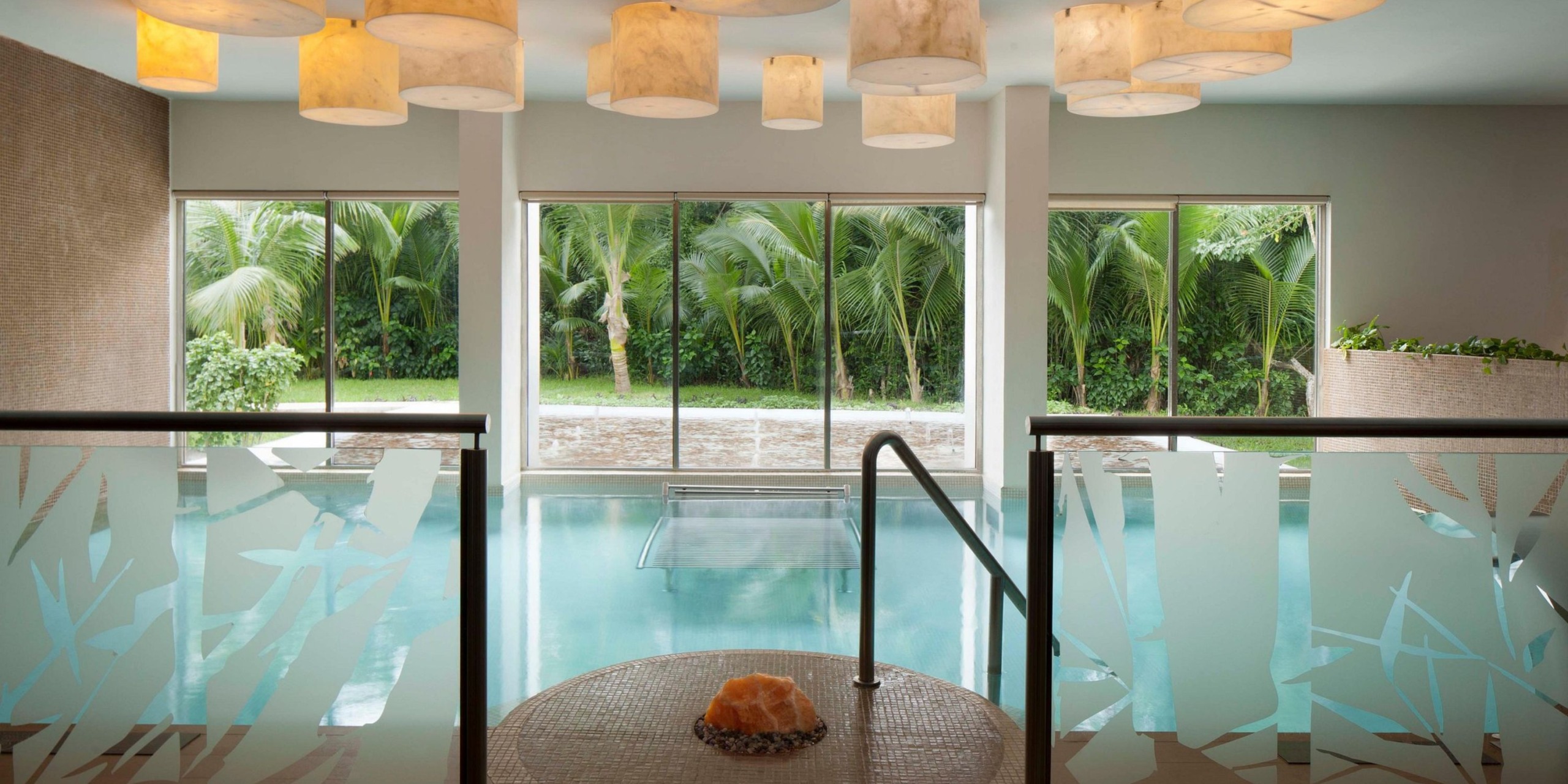 El Dorado Seaside Suites - Image 7