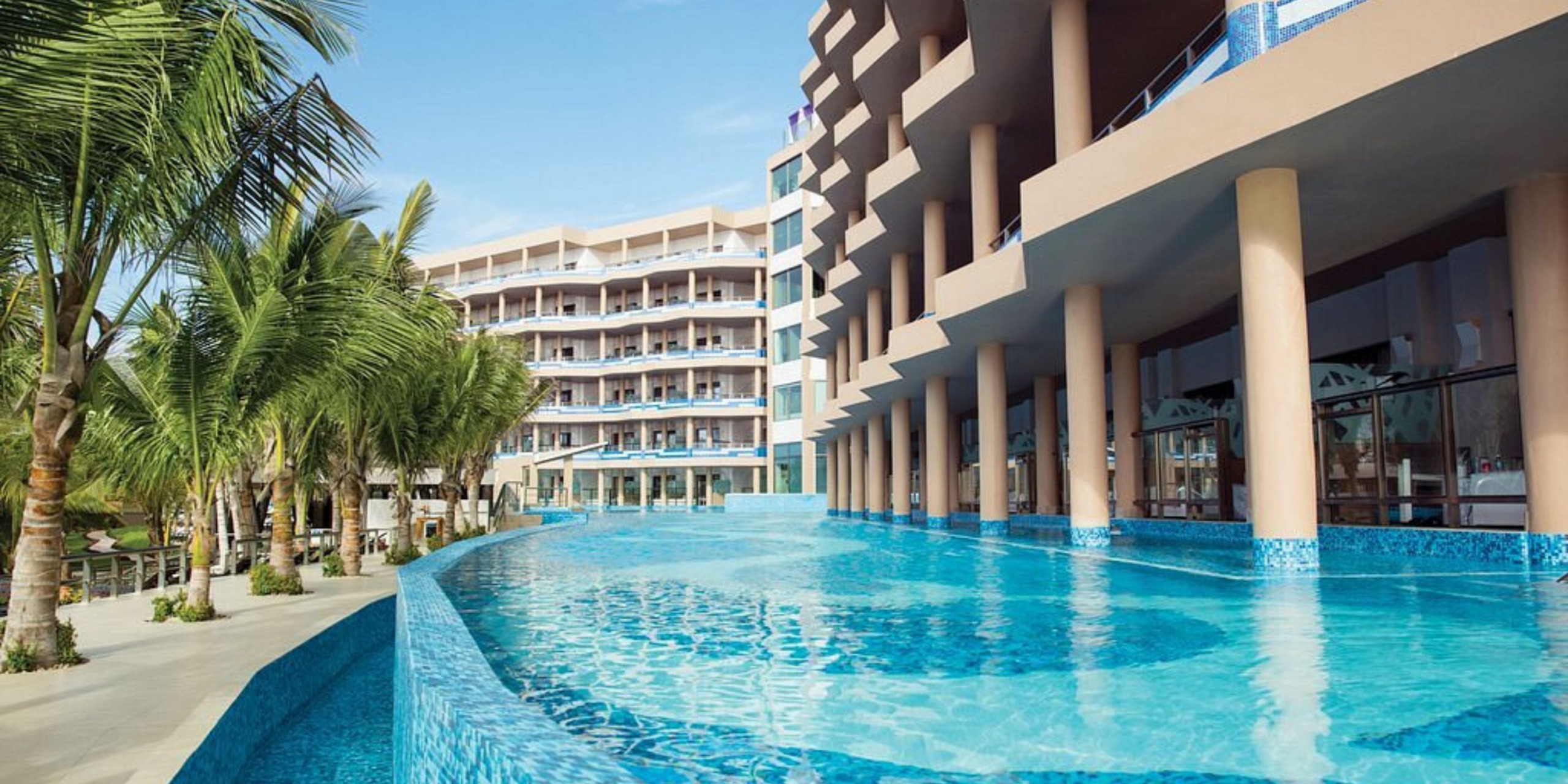 El Dorado Seaside Suites - Image 3