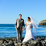 A bride and groom at a destination wedding in Jamaica with cheap wedding packages.