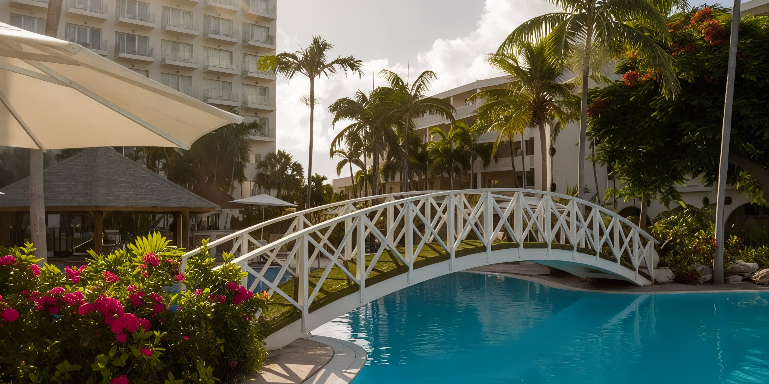 Sonesta Maho Beach Resort