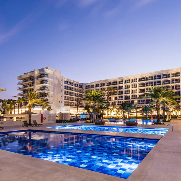 The 7 Top Reasons You Should Host Your Wedding at Dreams Resorts
