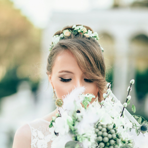 A Bride’s Guide to Half-Up Wedding Hairstyles and More