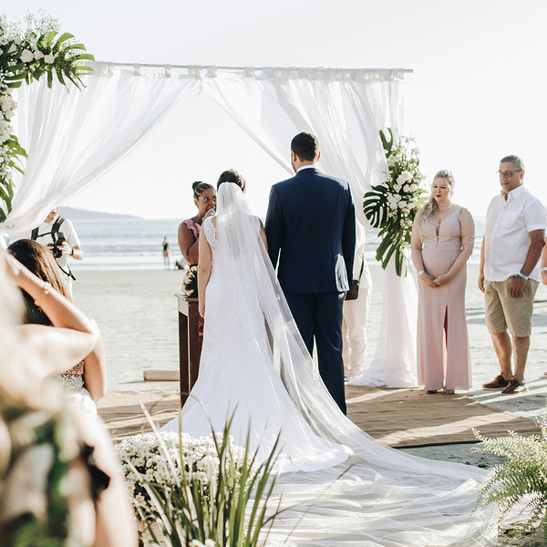How to Have Your Dream Beach Wedding on a Budget