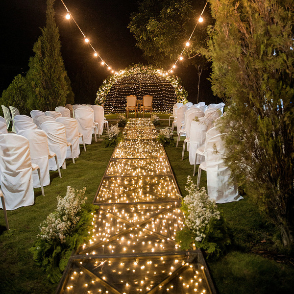 The Best Unique Wedding Venues Away From the Coast