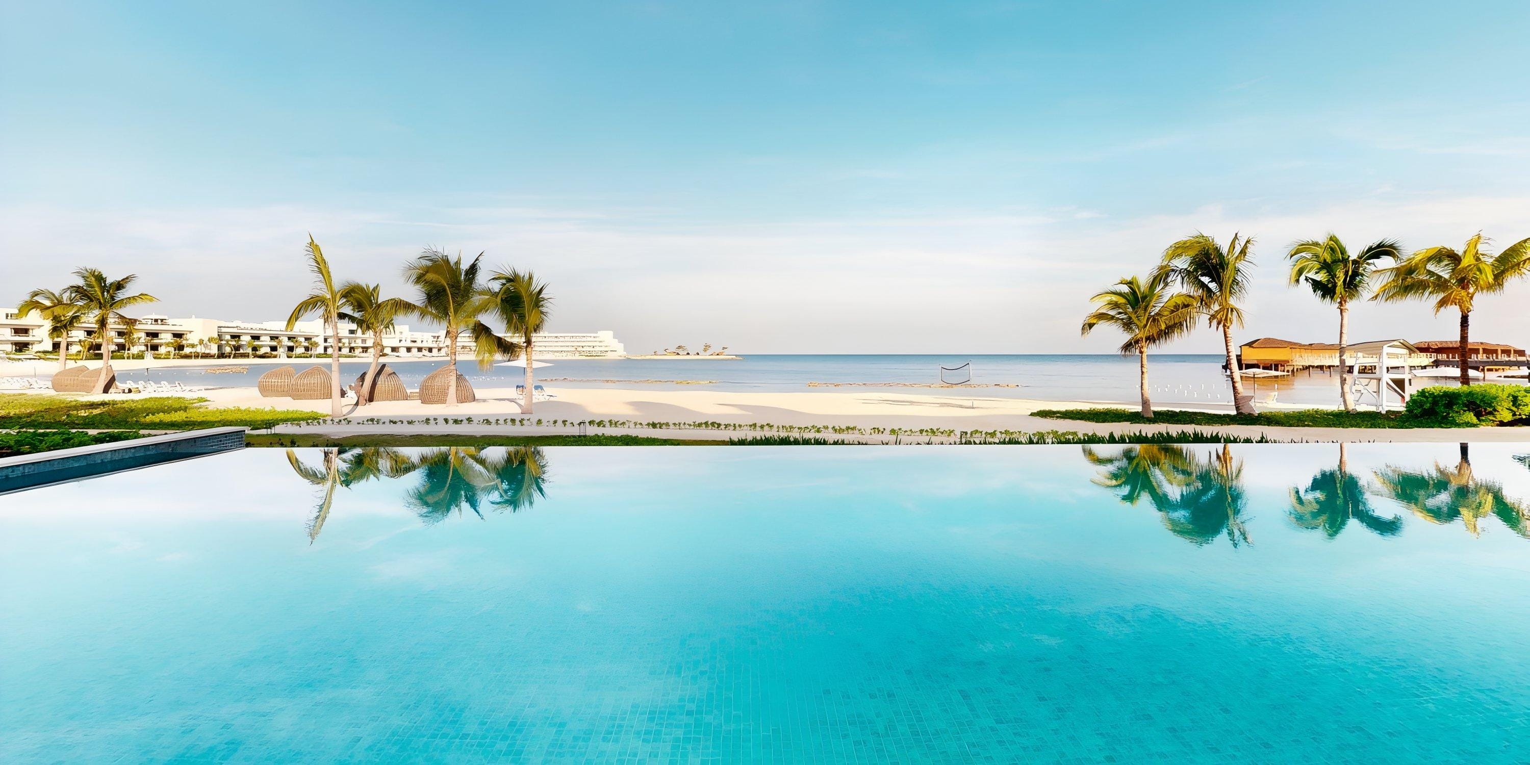 Infinity pool at Princess Senses The Mangrove Hotel, perfect for a destination wedding, overlooks the ocean.